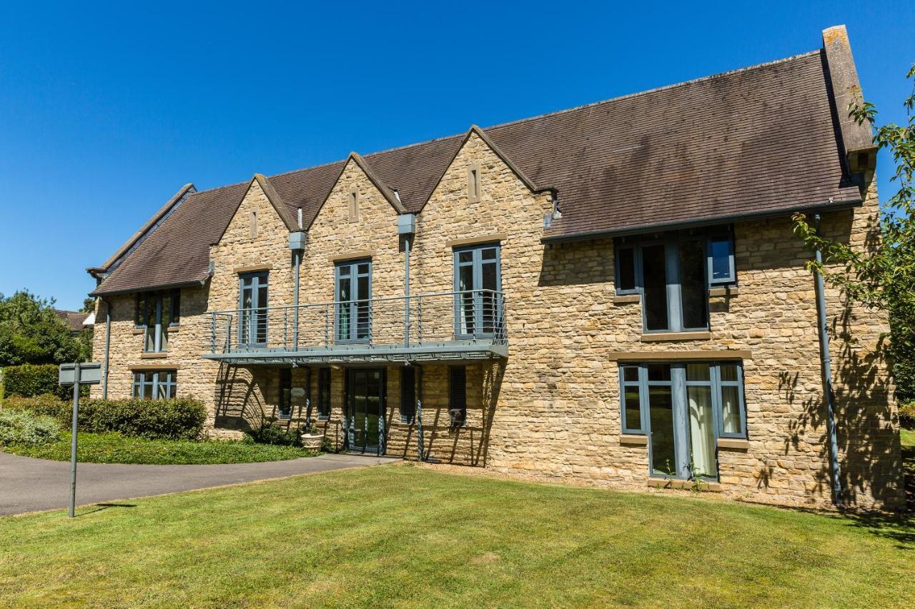Bed and Breakfast Middle Aston House Esterno foto